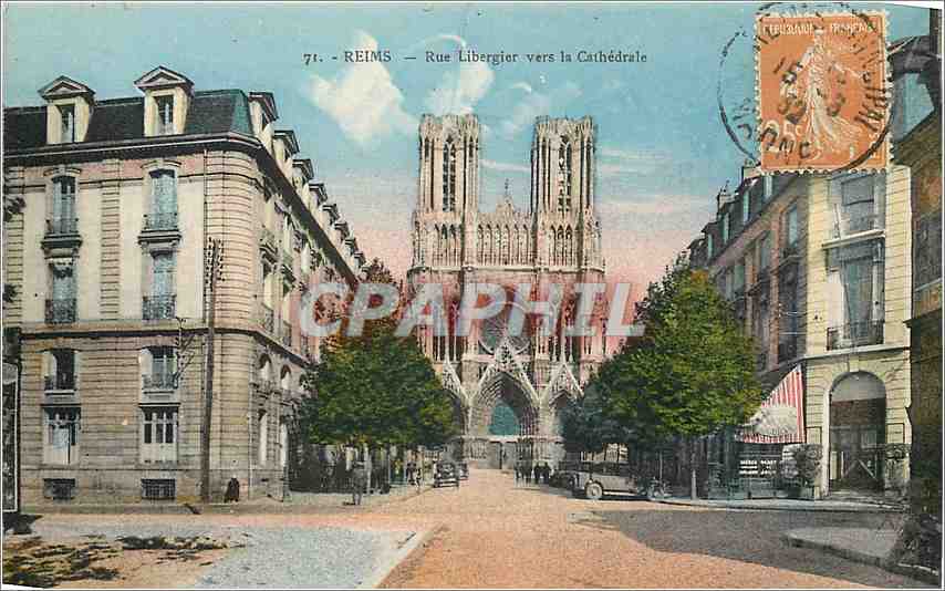 Reims — Rue Libergier vers la Cathédrale — Éditeur Point-Dupuy, n°71