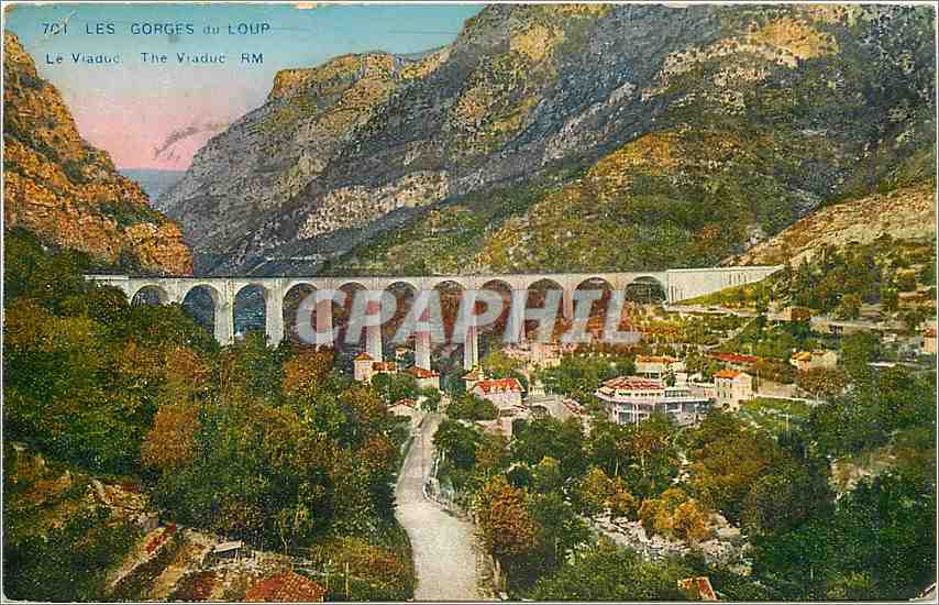 CPA Les Gorges du Loup Le Viaduc 