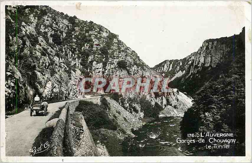 Gorges de Chouvigny — Le Tunnel — L'Auvergne — n° 176