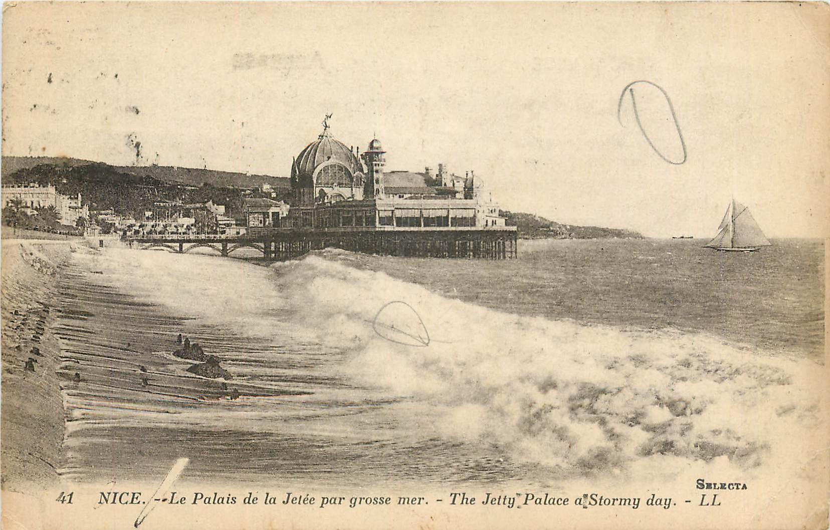 CPA Nice Le Palais de la Jetee par grosse mer 