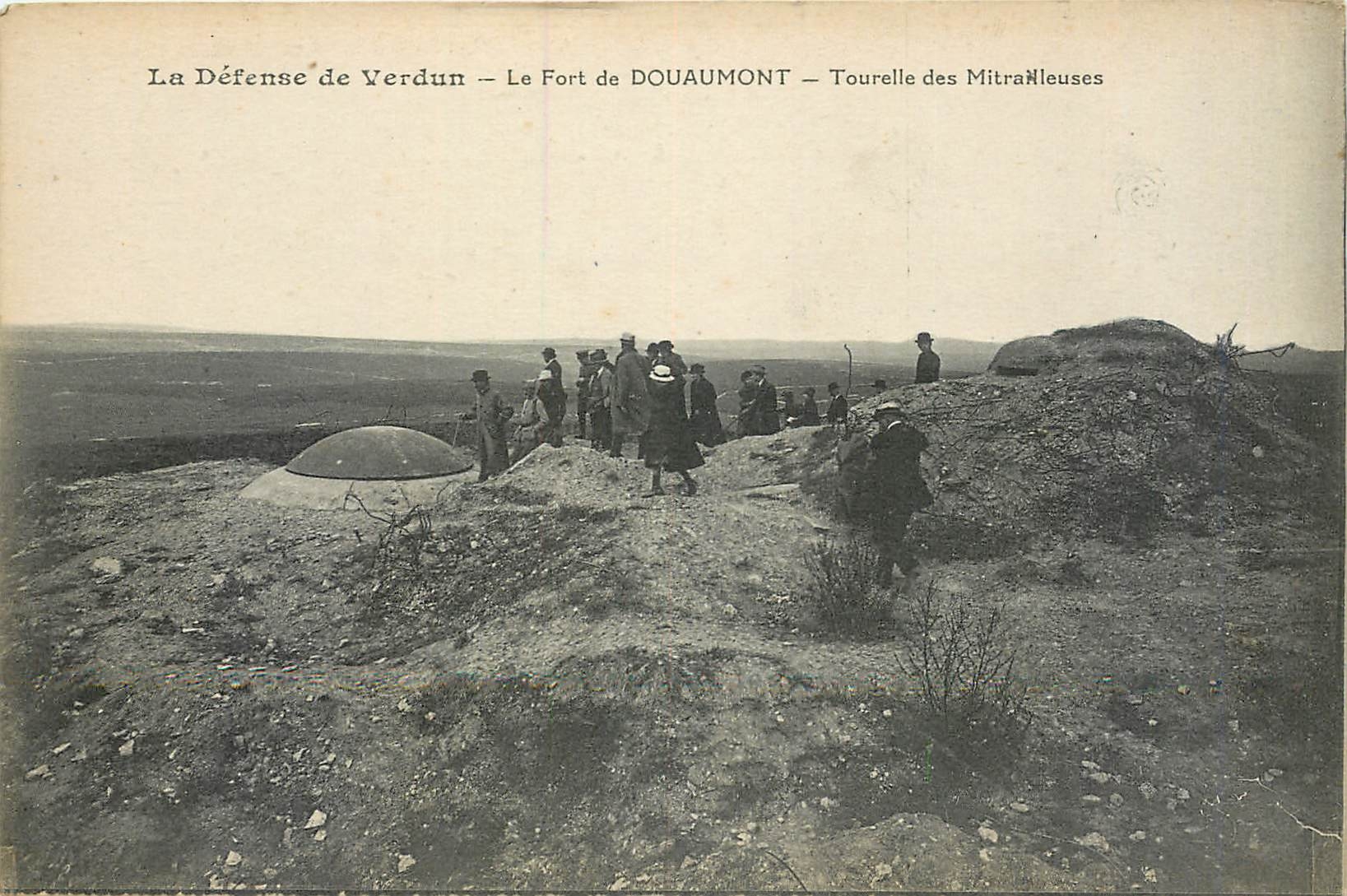 Die Verteidigung von Verdun — Das Fort DOUAUMONT — Maschinengewehr-Turm