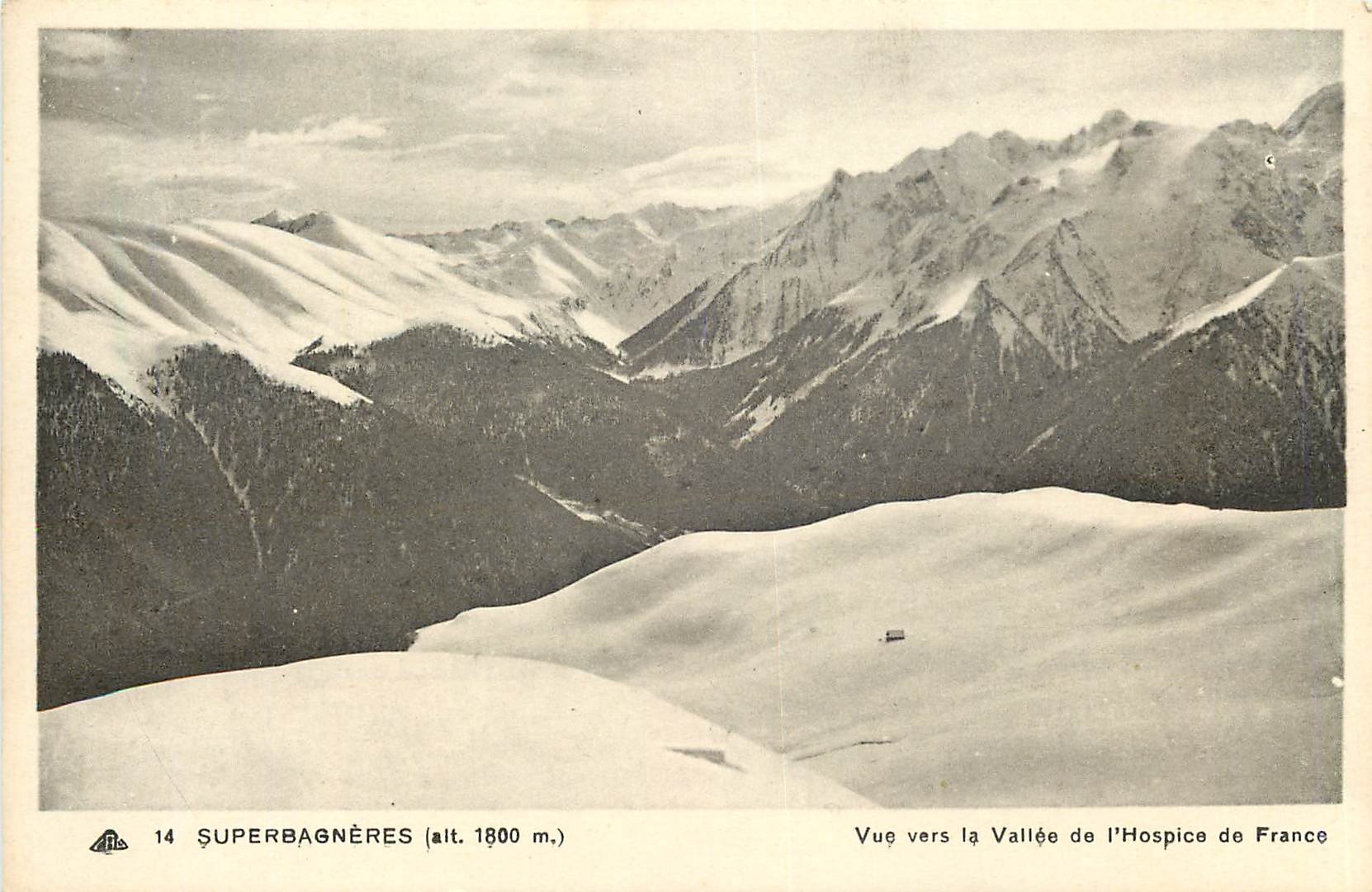 Superbagnères (alt. 1800 m.) — Vue vers la Vallée de l'Hospice de France — Arts des Arts, Strasbourg