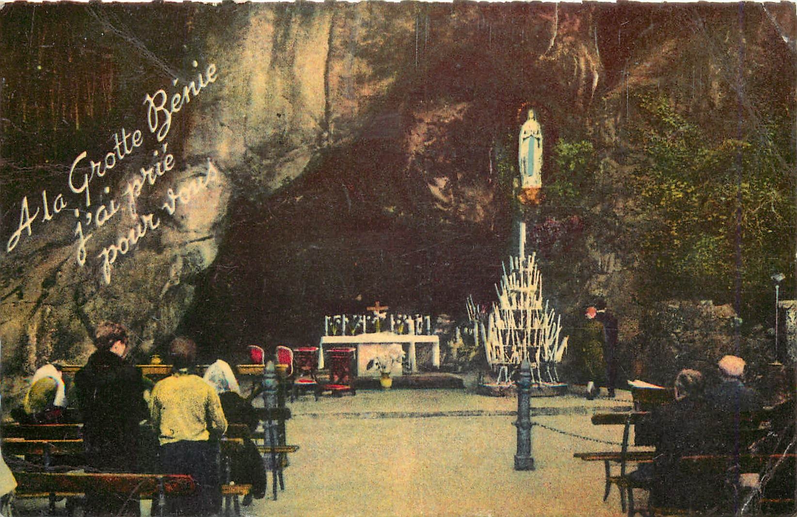 CPA Souvenir du Centenaire des Apparitions de Lourdes 