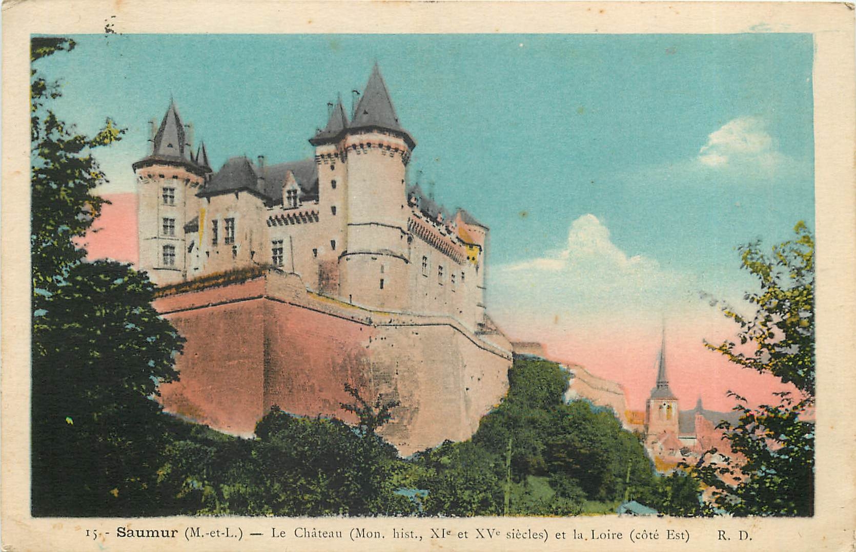 CPA Saumur M et L Le Chateau et le Loire Cote Est 