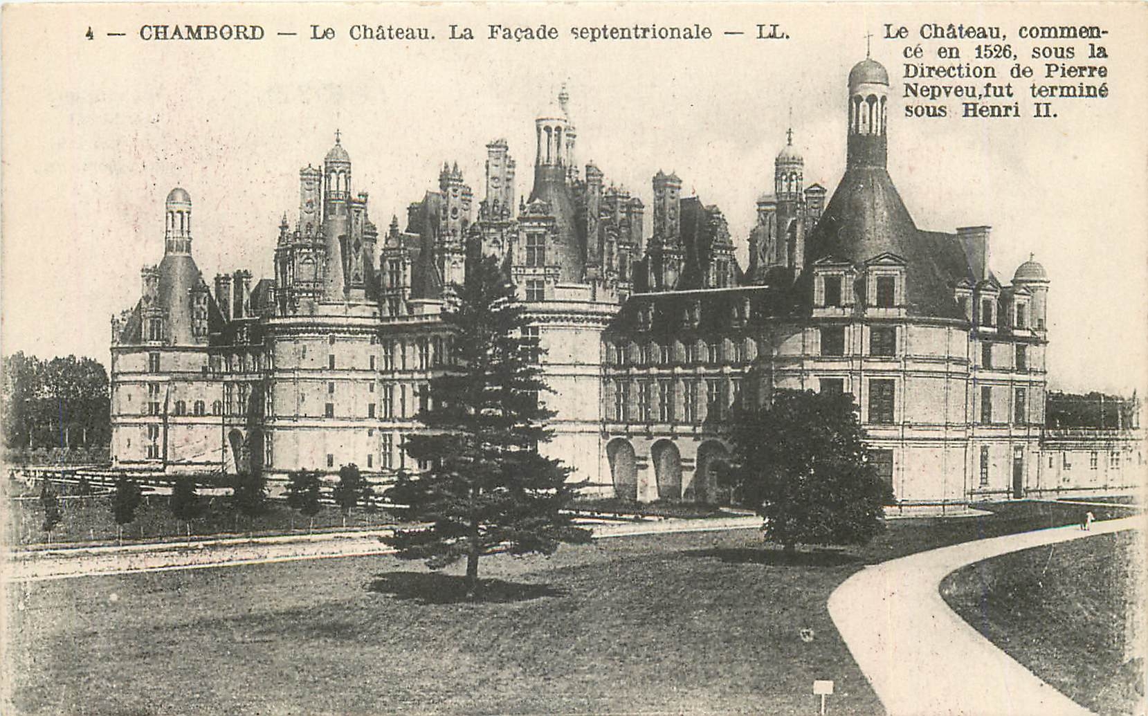 Chambord — Das Schloss. Die nördliche Fassade — LL.