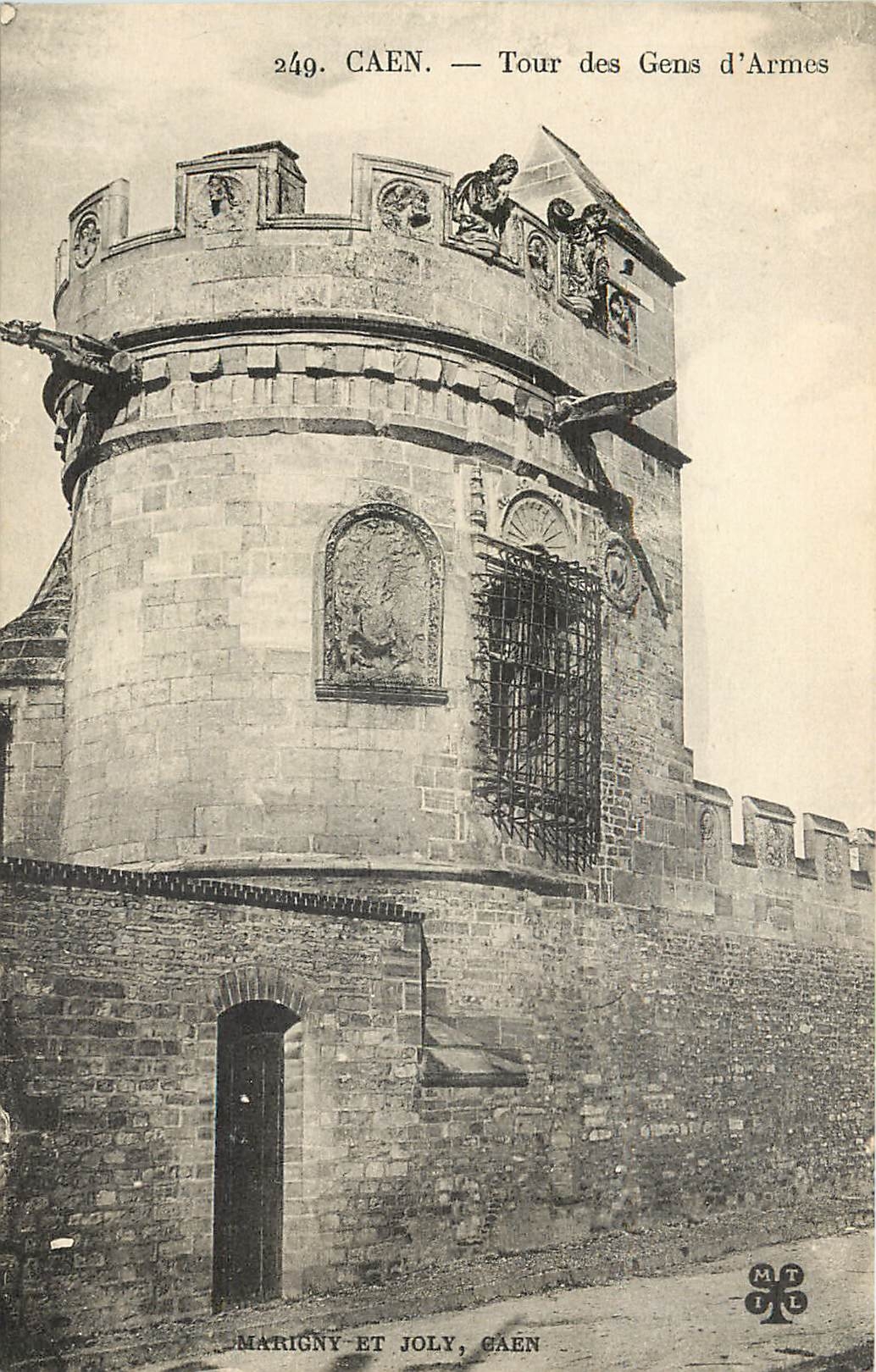 CPA Caen Tour des Gens d'Armes 