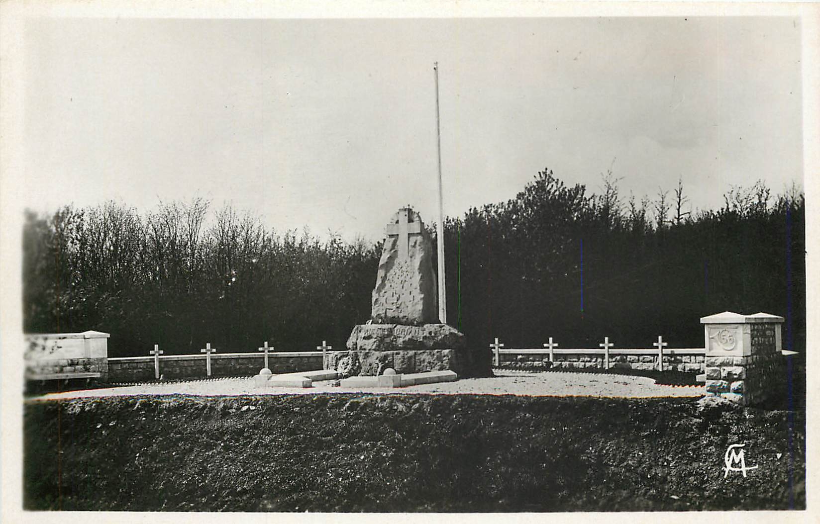 CPA Monument eleve au Bois de Caures a la Memoire du Colonel Driant 