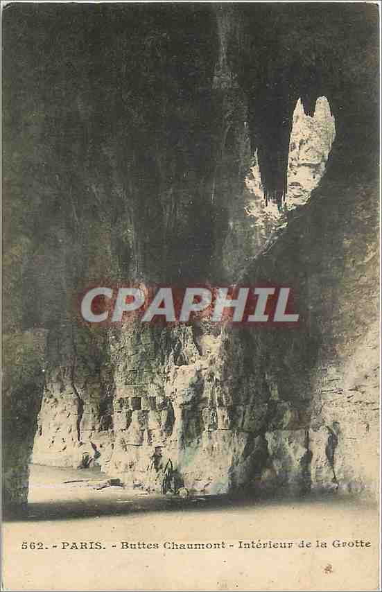 CPA Paris Buttes Chaumont Interieur de la Grotte 