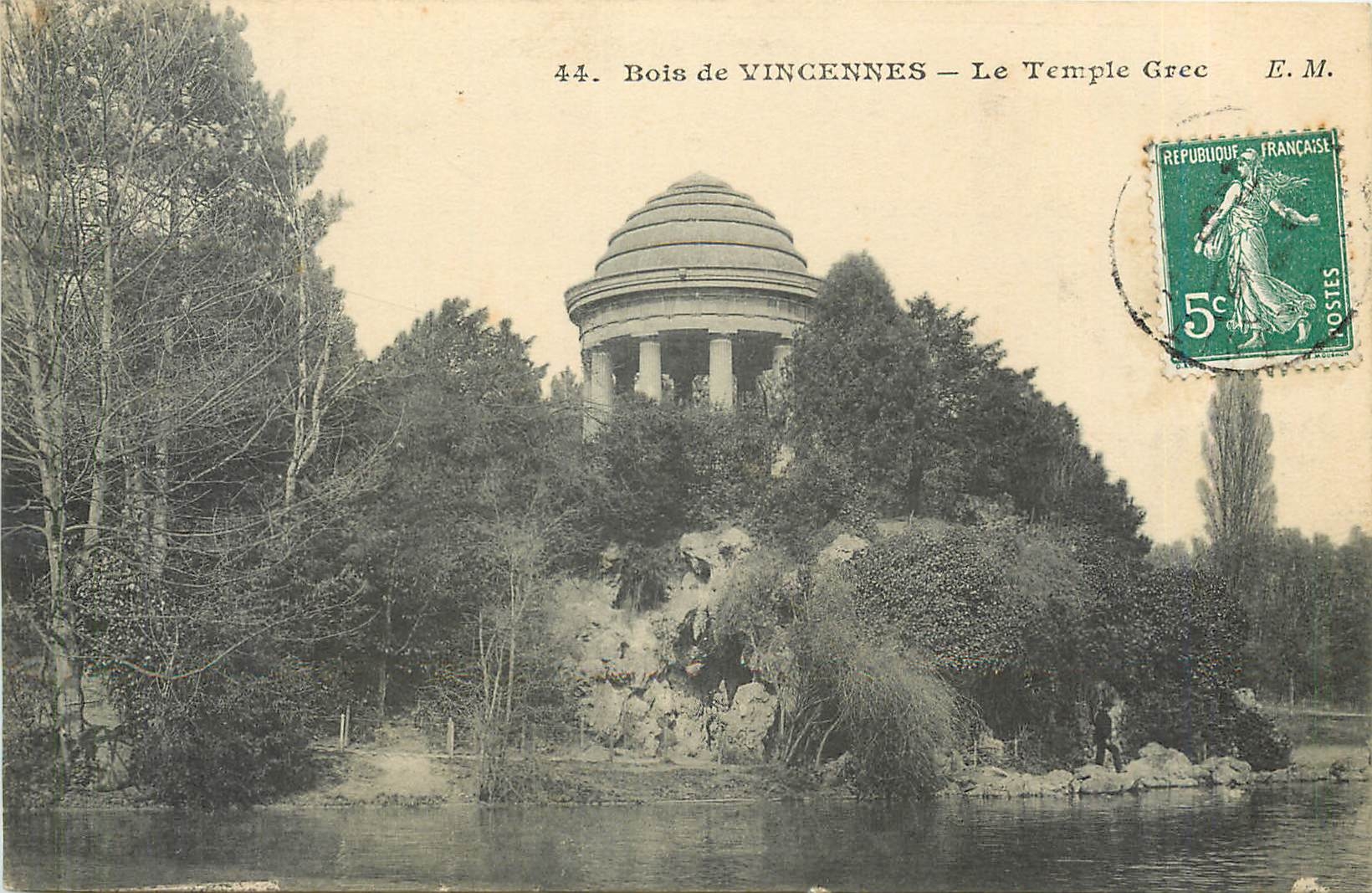 CPA Bois de VINCENNES - Le Temple Grec