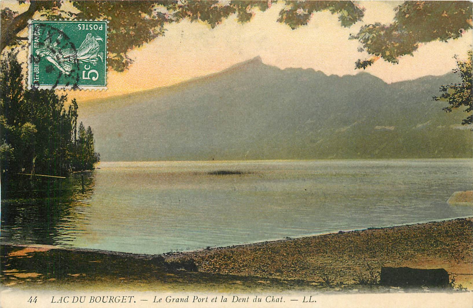 CPA Lac du Bourget - Le Grand Port et la Dent du chat