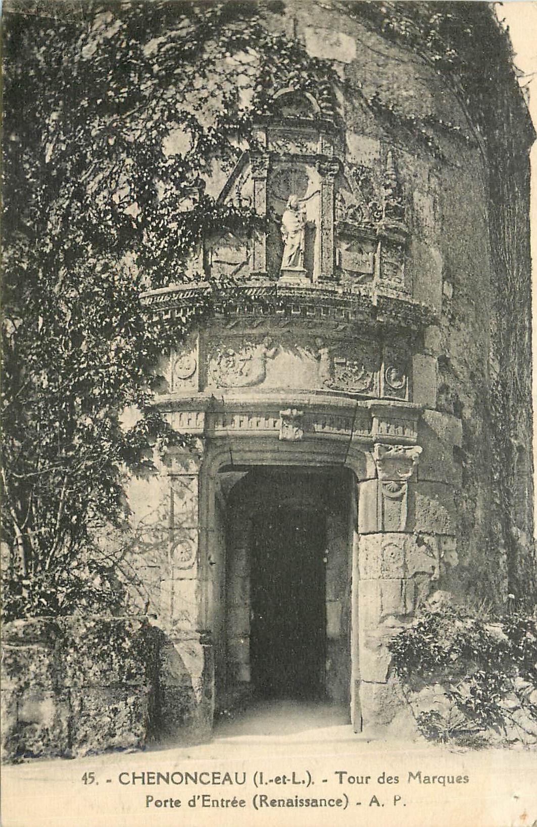 CPA Chenonceau - Tour des Marques -Porte d'entree Renaissance