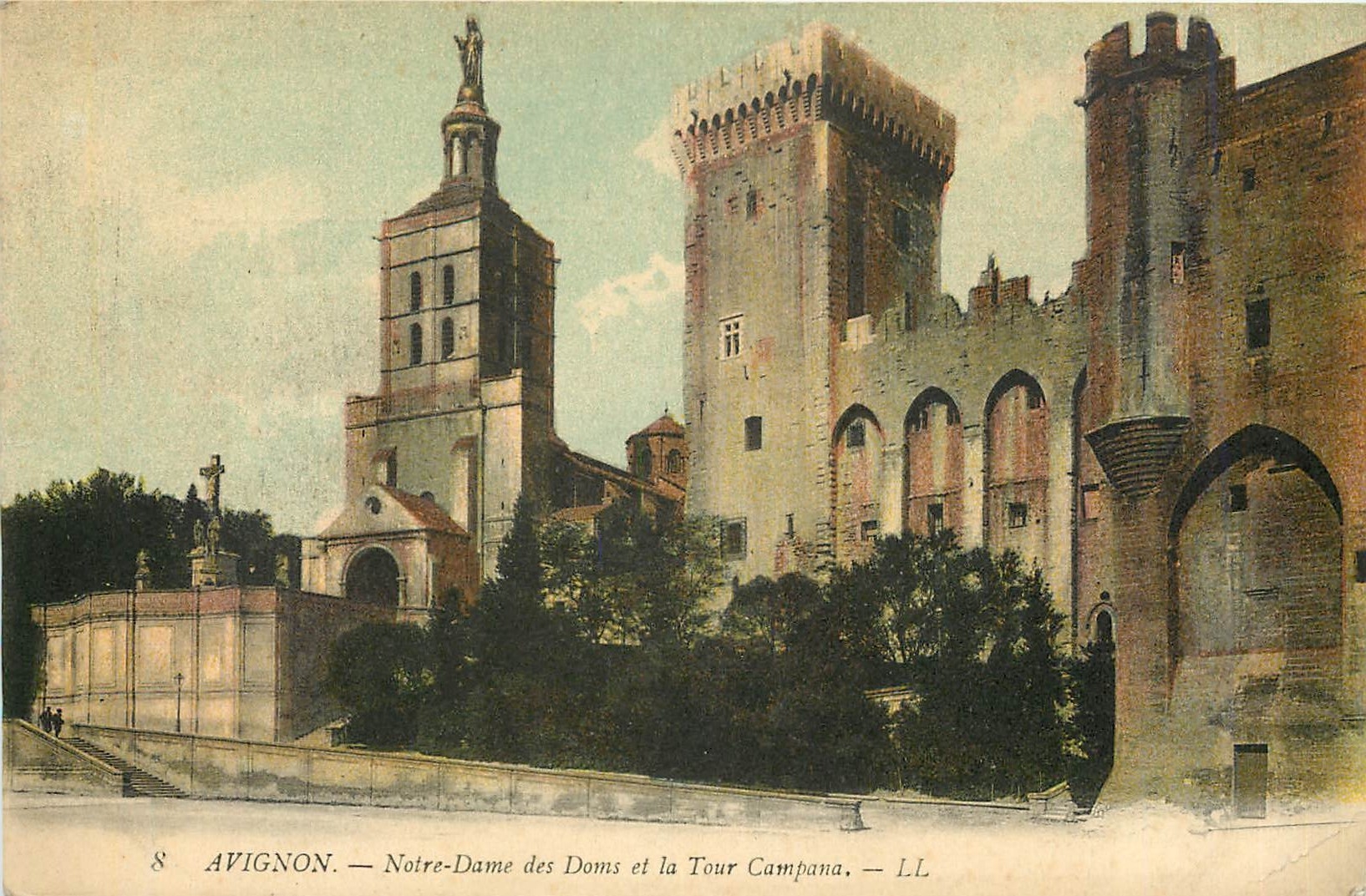 CPA Avignon N. D. des Doms et la Tour Campana