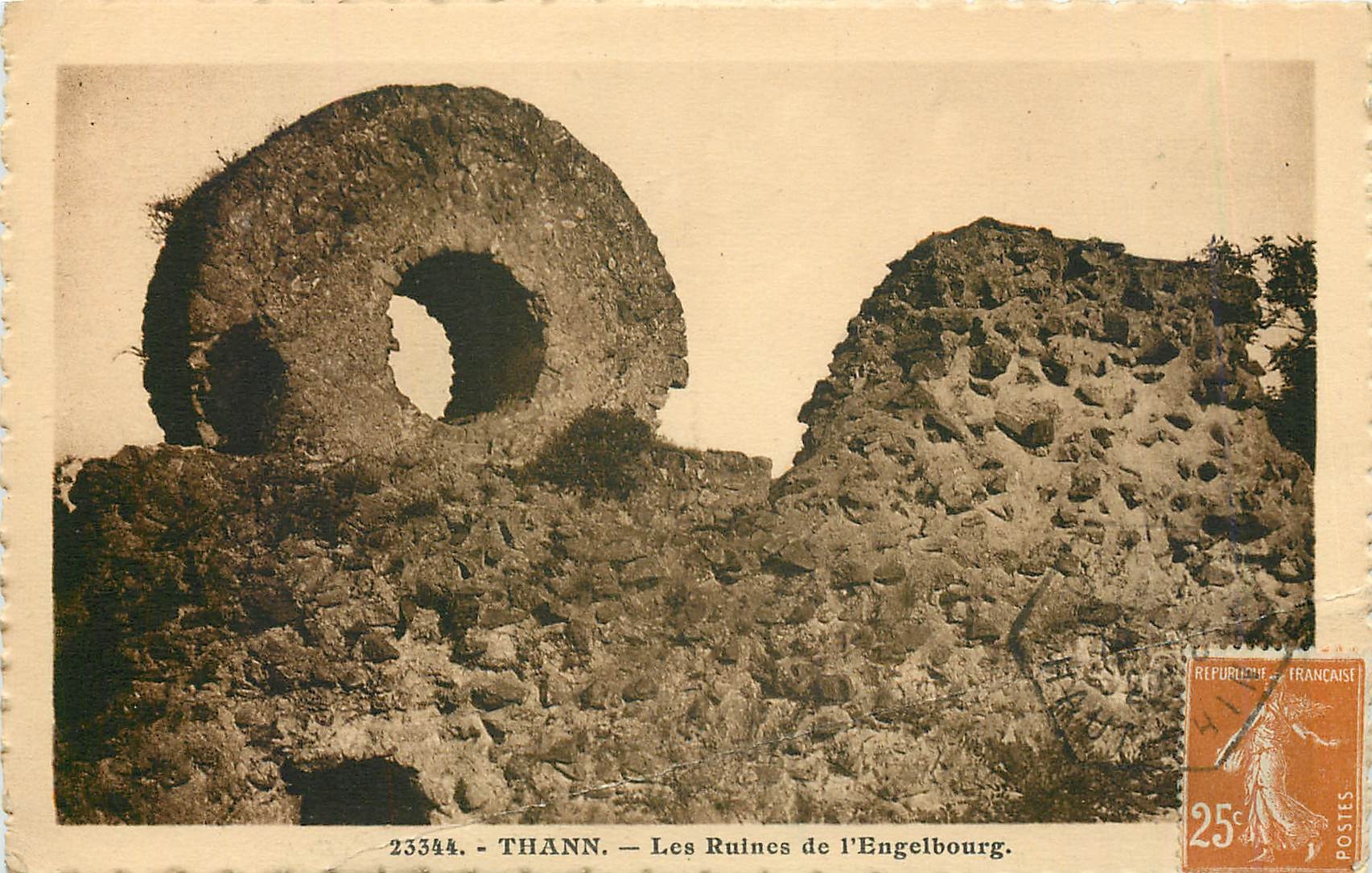CPA Thann Les Ruines de l'Engelbourg 