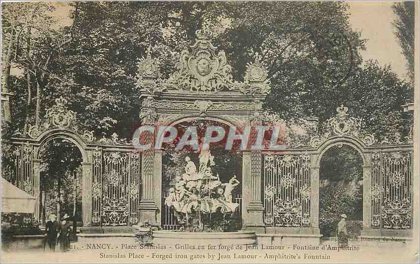 CPA Nancy Place Stanislas Grilles en fer forge de Jean Lamour Fontaine d'Amphitrite 