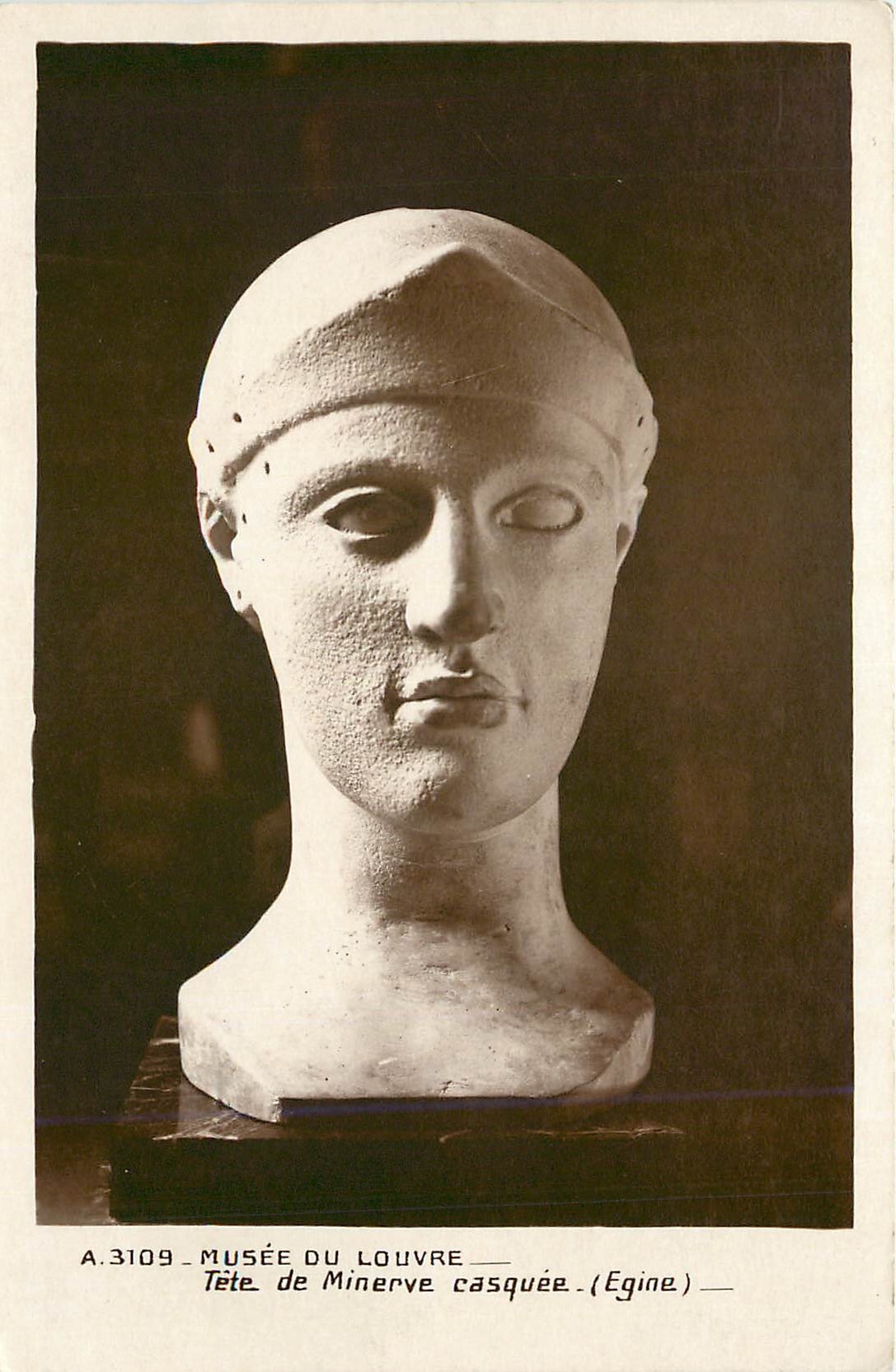 CPA Musee du Louvre - Tete de Minerve Casquee Egine