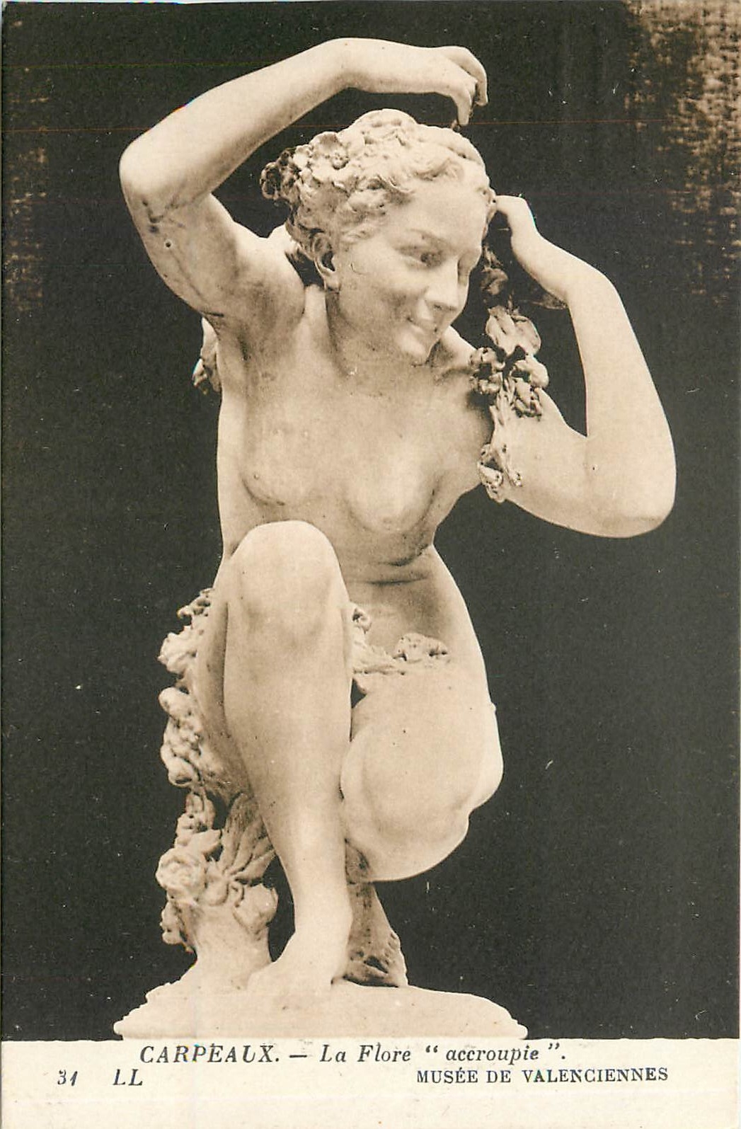 CPA Carpeaux la flore "accroupie" musee de Valenciennes