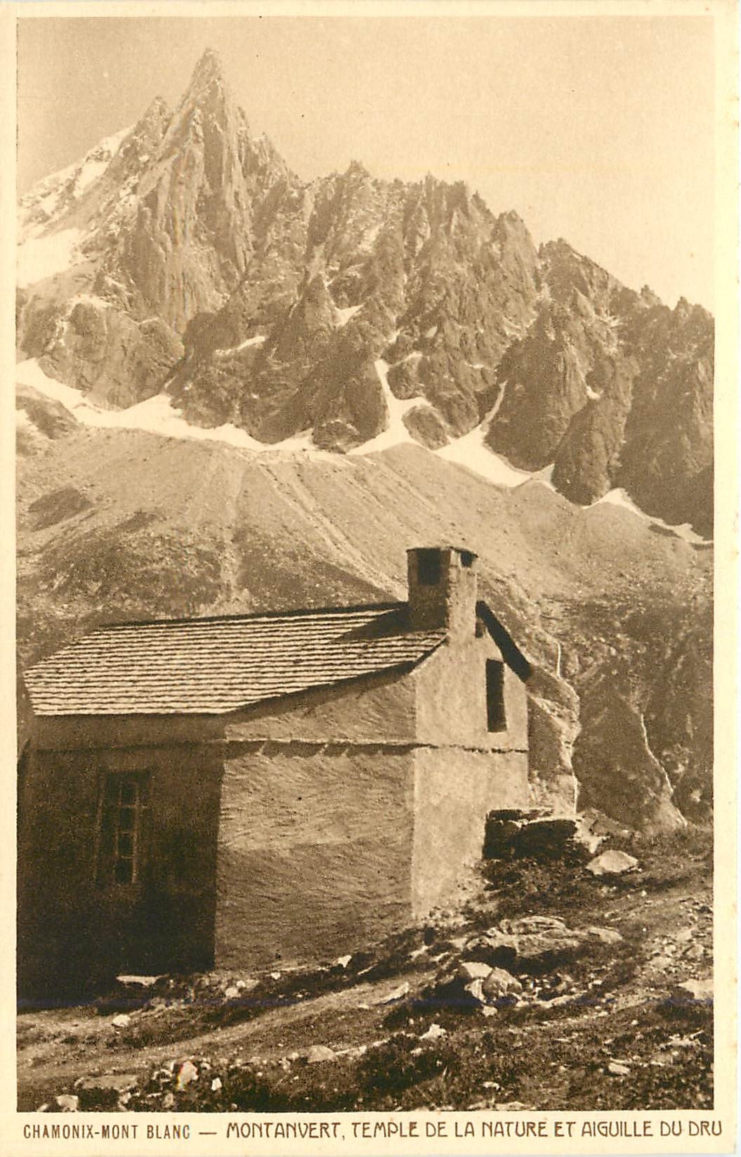 CPA Chamonix-Mont Blanc Montanvert temple de la nature et aiguille du Dru