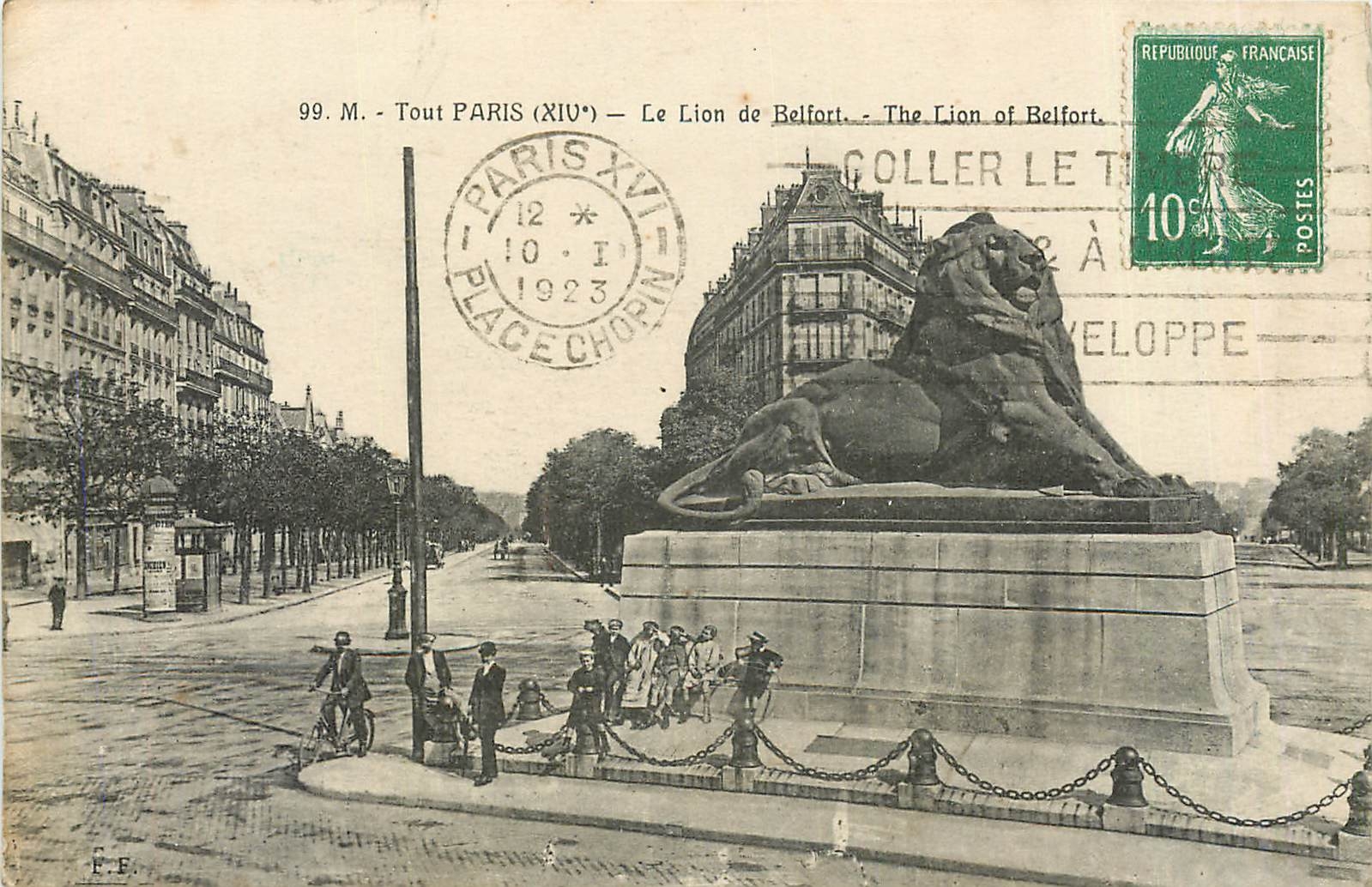 CPA tout Paris le lion de belfort