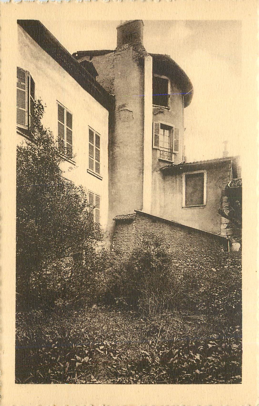 Tour de l'enceinte romaine — Grenoble — Cliché Oldoux, Rue J.-J. Rousseau, 2e Cour de la Maison n°7