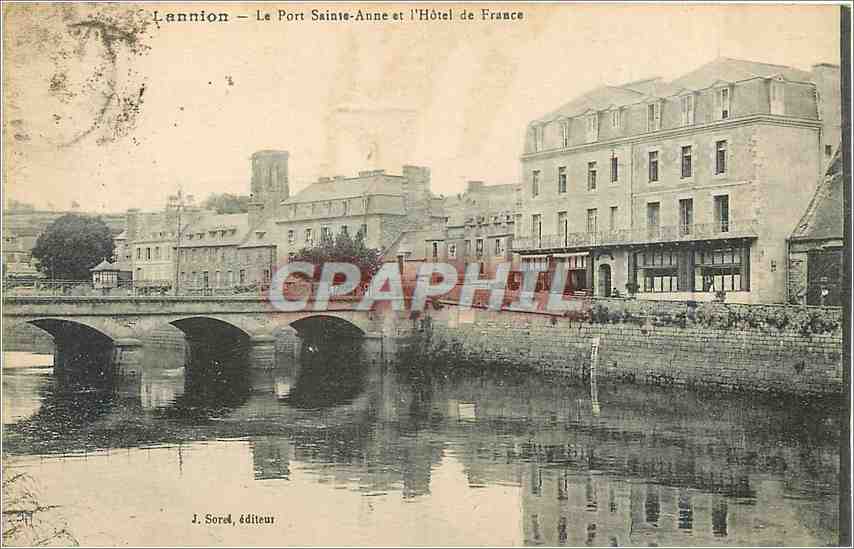 CPA Lannion - Le Port Sainte'Anne et l'Hotel de France