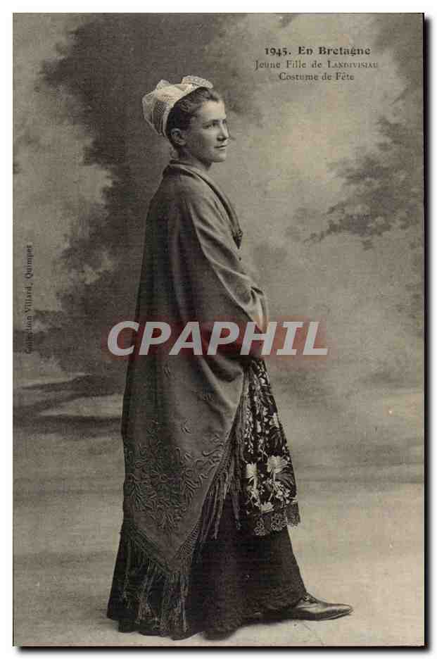 CPA Jeune fille de Landivisiau Costume de fete Bretagne (folklore costume)