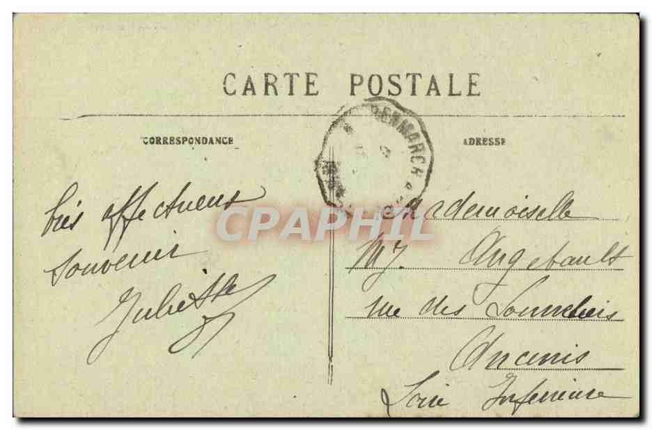 CPA Pont L'abbe Brodeuses sur Tulle Maison Pichavant Bretagne (folklore costume ane donkey) — Verso