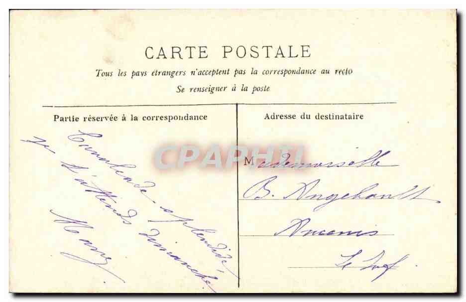 CPA Un gaillard qui sera solide comme son pere Bretagne (folklore costume) — Verso