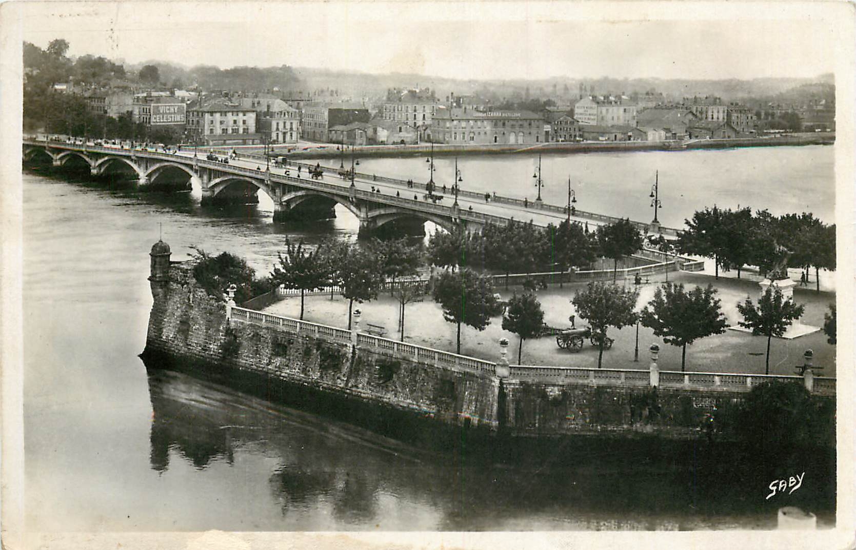 Vichy-Celestins — Pont sur la Loire — Éditeur Gaby