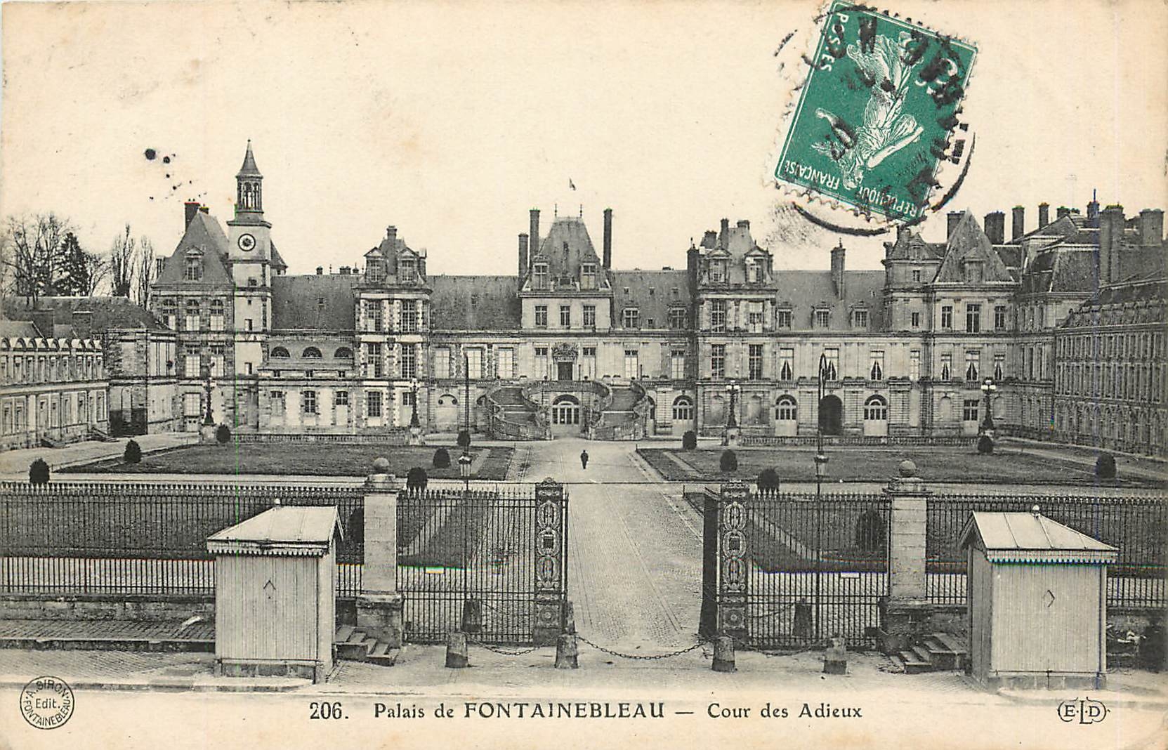 Palazzo di FONTAINEBLEAU — Cour des Adieux — Edizione ELD, n° 206
