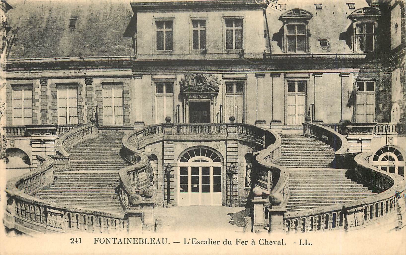 Fontainebleau — Le Scala del Cavallo — LL. n°241