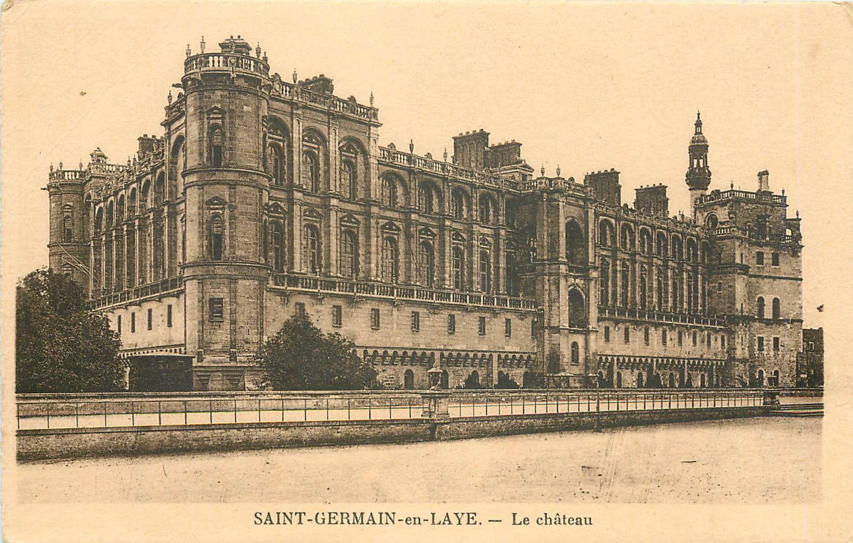 Saint-Germain-en-Laye — Le château