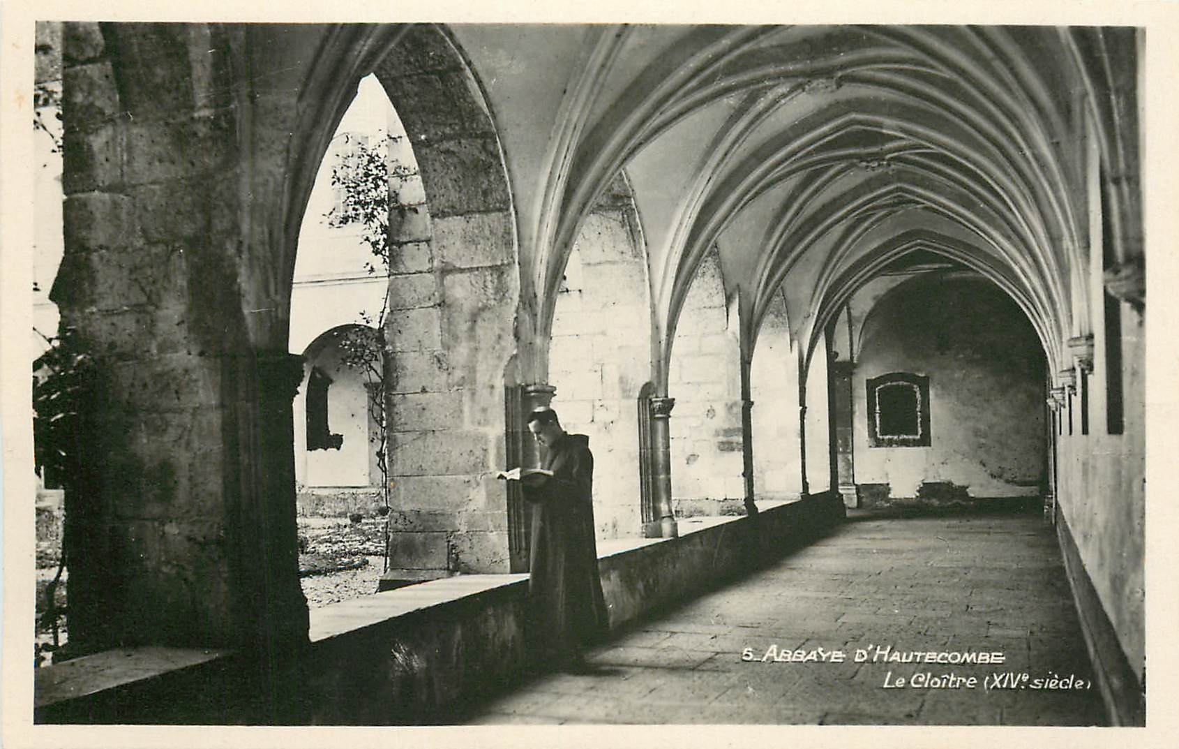 CPA Abbaye d'Hautecombe Le Cloitre 