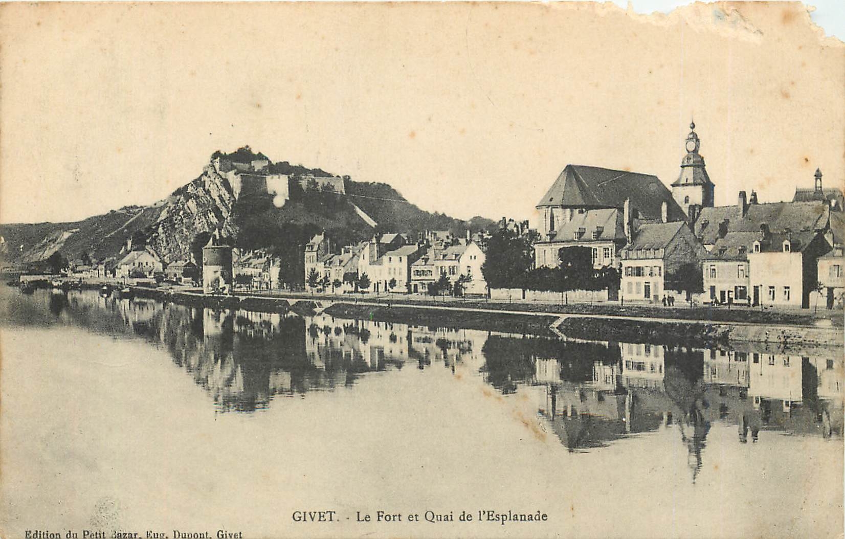 CPA Givet Le Fort et Quai de l'Esplanade 