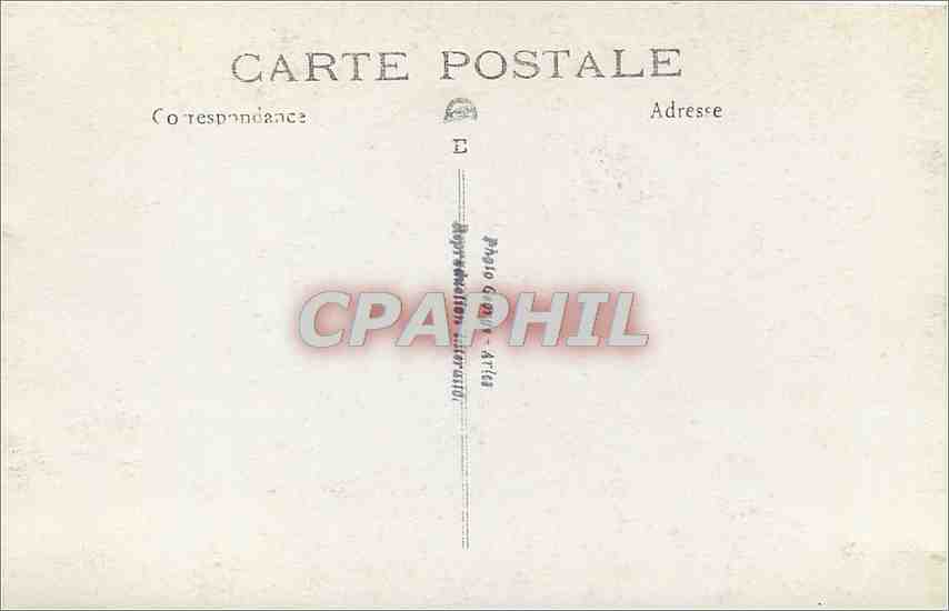 Gargouille sculptée — détail d'un chapiteau — Photo d'Art — Reverso