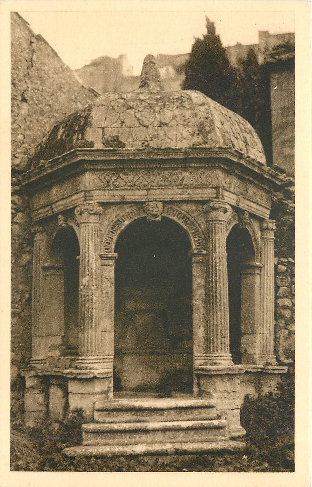 CPA Les Baux Pavillon de la Reine Jeanne 