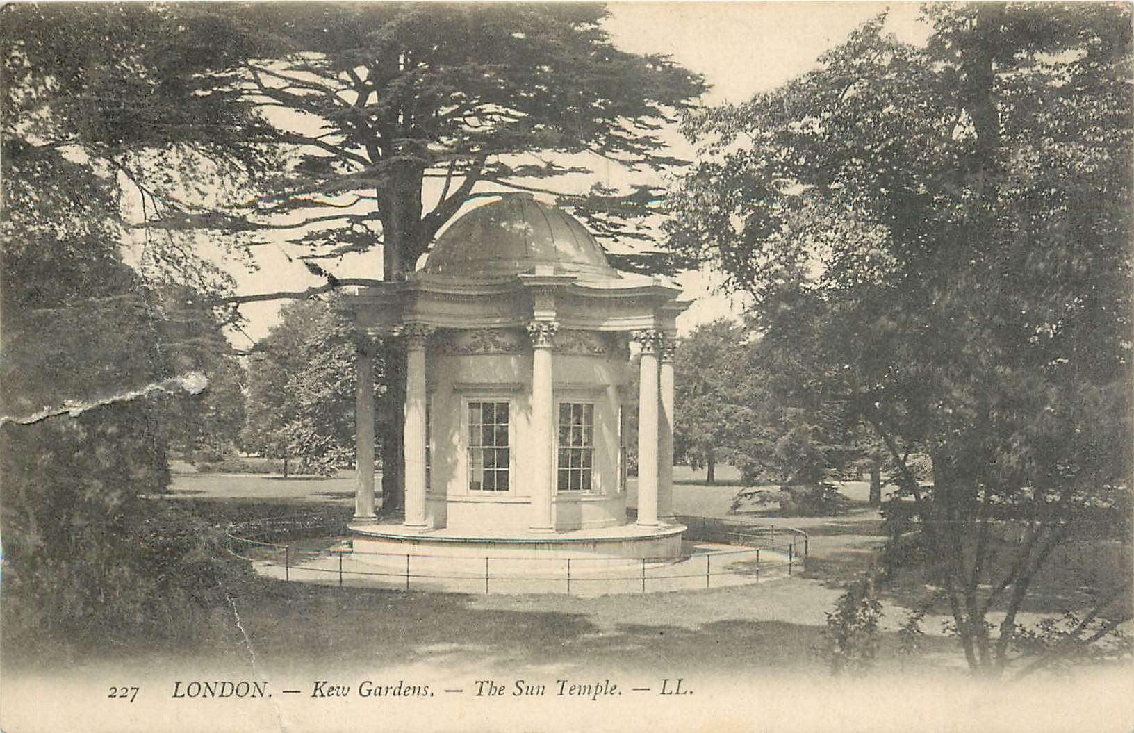CPA London Kew Gardens The Sun Temple 