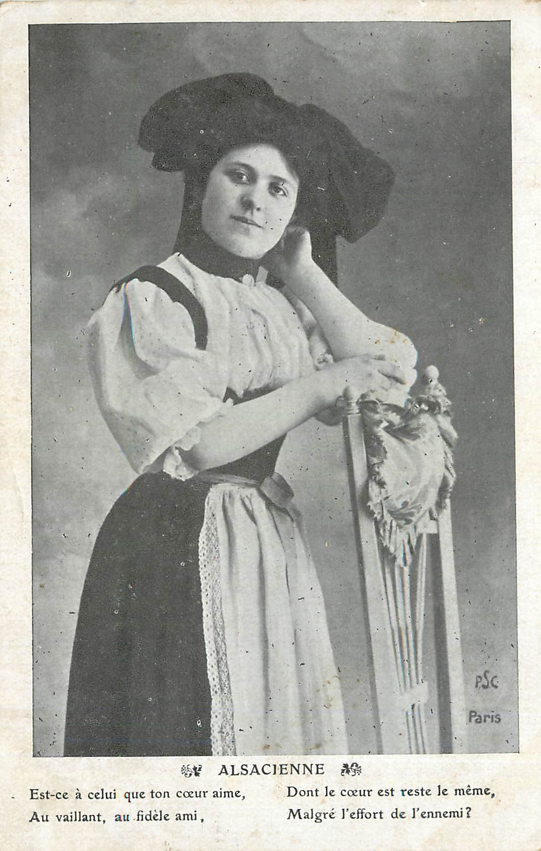 CPA Alsacienne Est ce a celui qui ton coeur aime Folklore