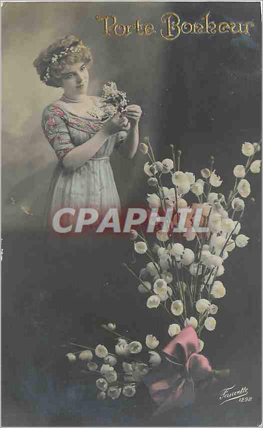 CPA Porte Bonheur Femme