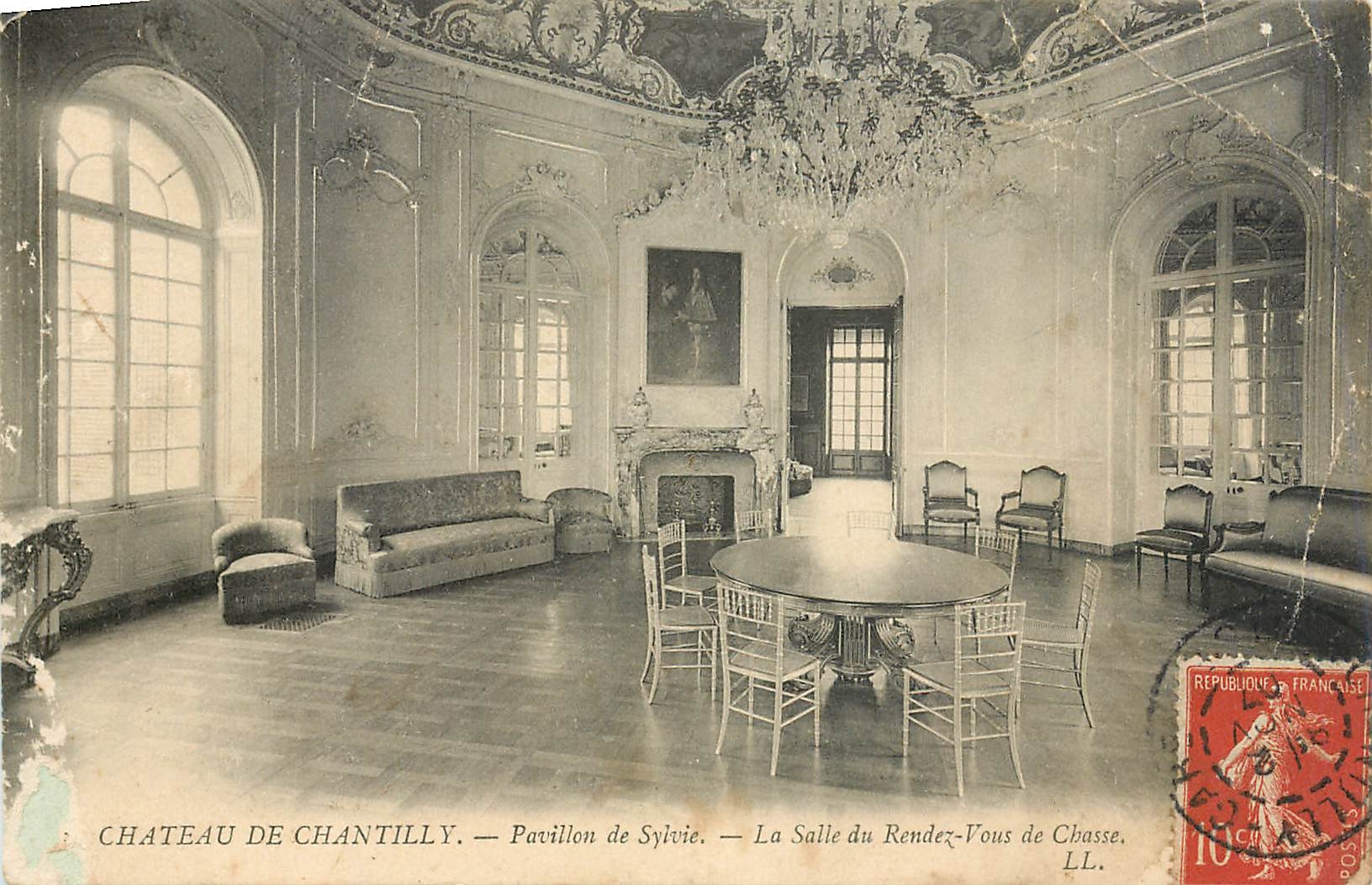 Antike Ansichtskarte Schloss Chantilly Pavillon de Sylvie La Salle du Rendez Vous de Chasse