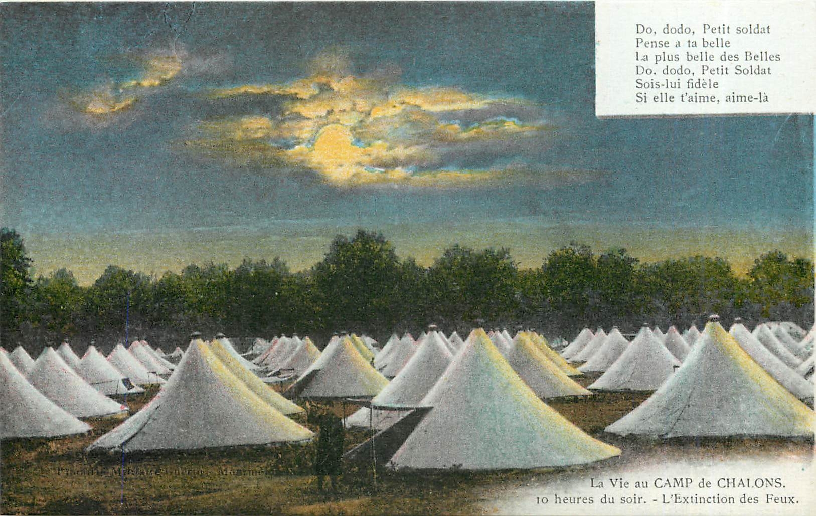 CPA La Vie au Camp de Chalons Militaria