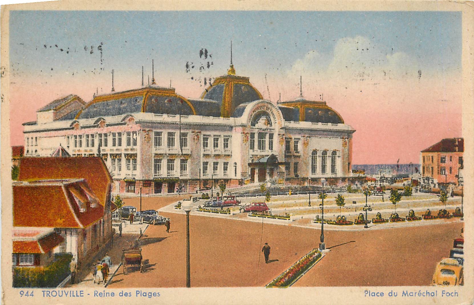 CPA Trouville Reine des Plages Place du Marechal Foch 