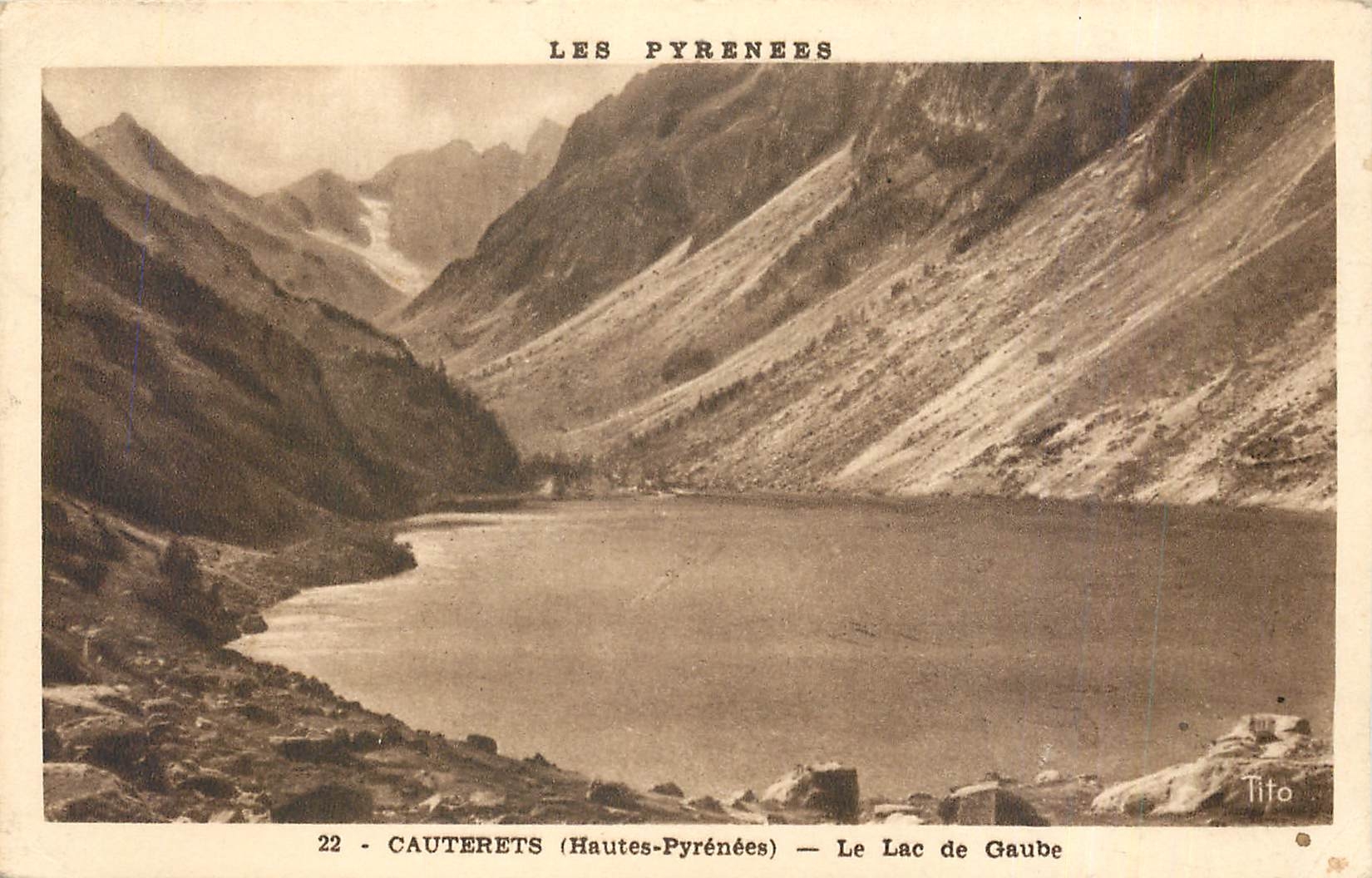 CPA Cauterets Hautes Pyrenees Le Lac de Gaube 