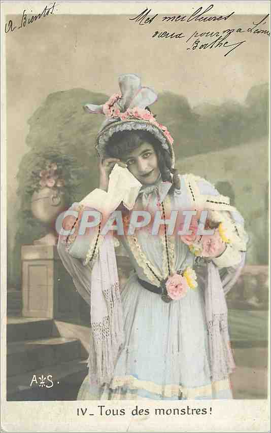 CPA Tous des monstres Femme
