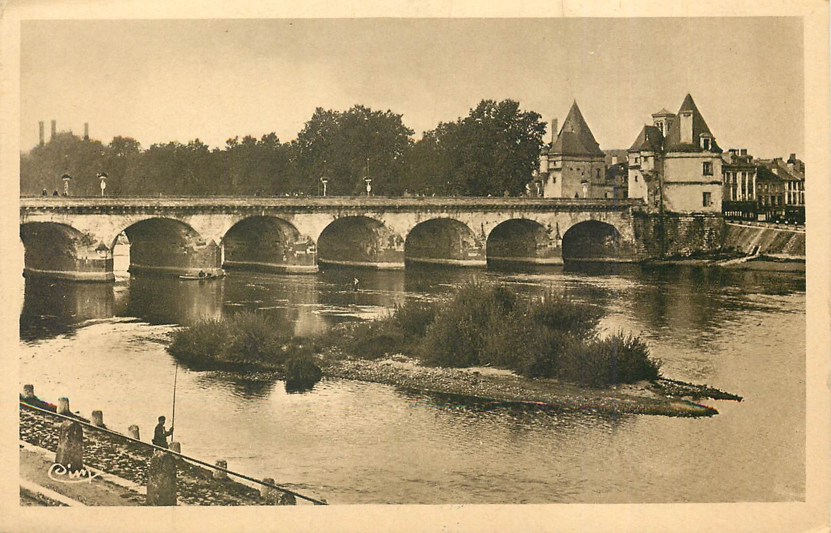 CPA Chatellerault Vienne Le Pont Henri IV 