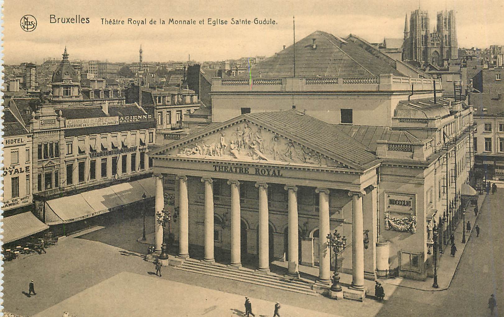 CPA Bruxelles Theatre Royal de la Monnaie et Eglise Sainte Gudule 