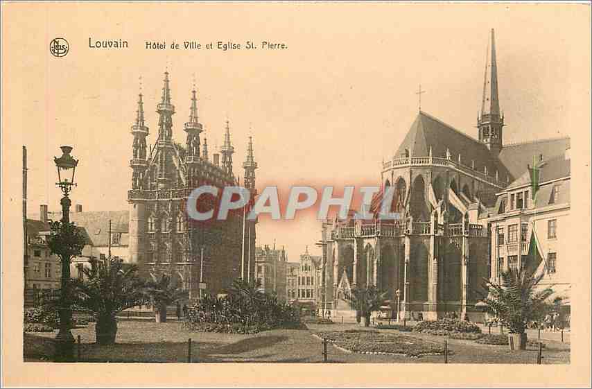 CPA Louvain Hotel de Ville et Eglise St Pierre 