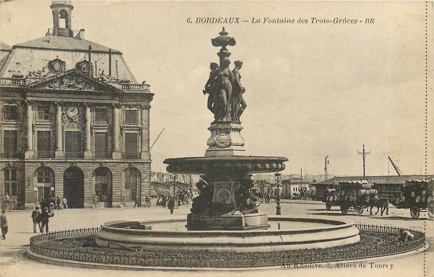 CPA Bordeaux La Fontaine des Trois Graces 