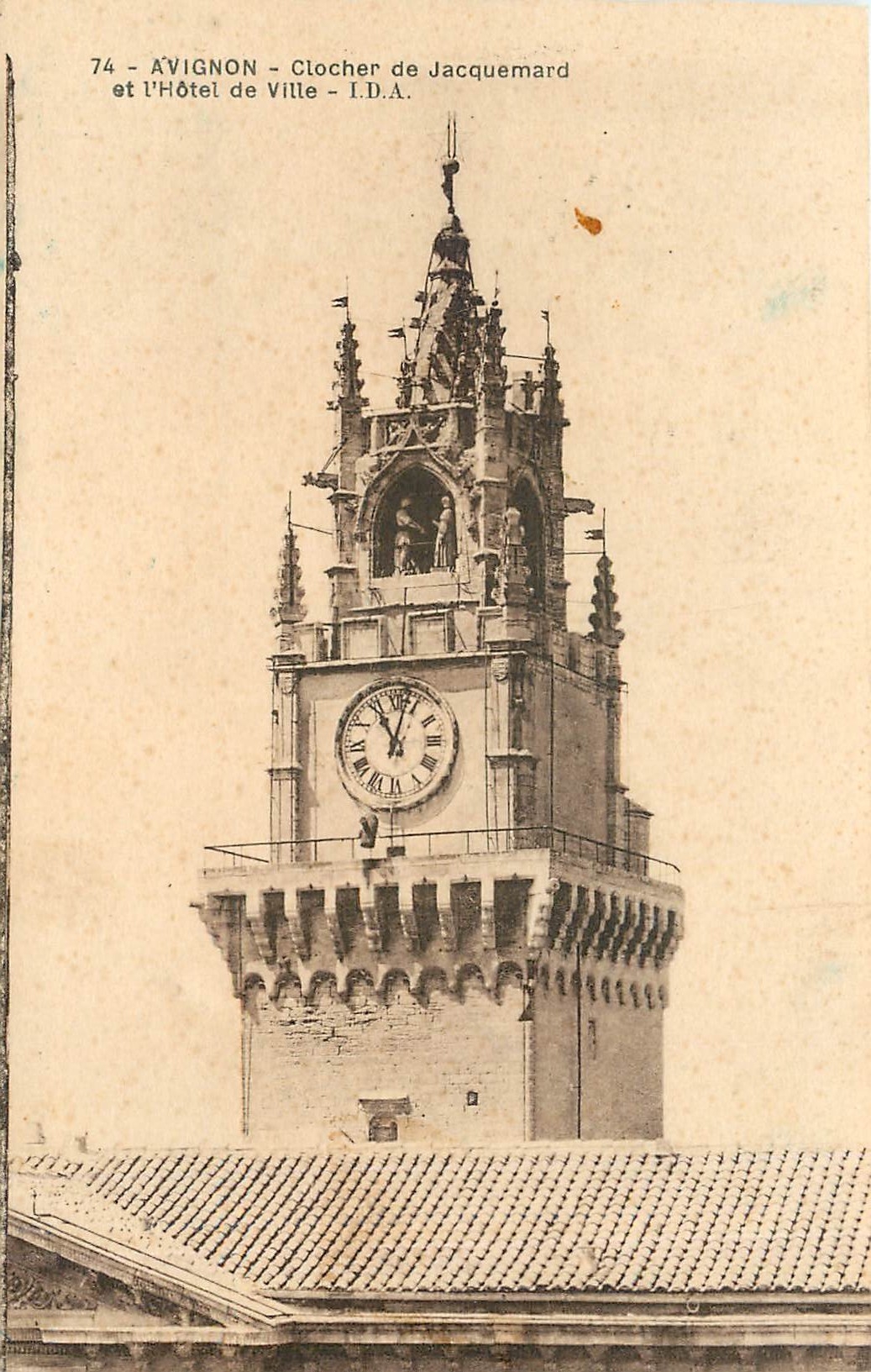 CPA Avignon Clocher de Jacquemard et l'Hotel de Ville 