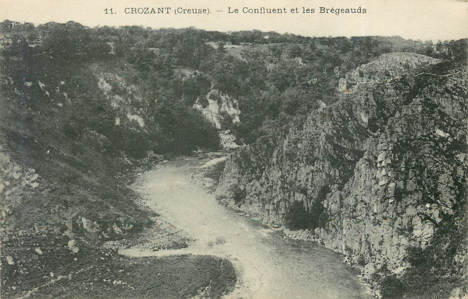 CPA Crozant Creuse Le Confluent et les Bregeauds 