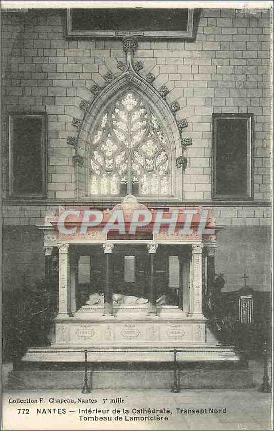 CPA Nantes Interieur de la Cathedrale Transept Nord 